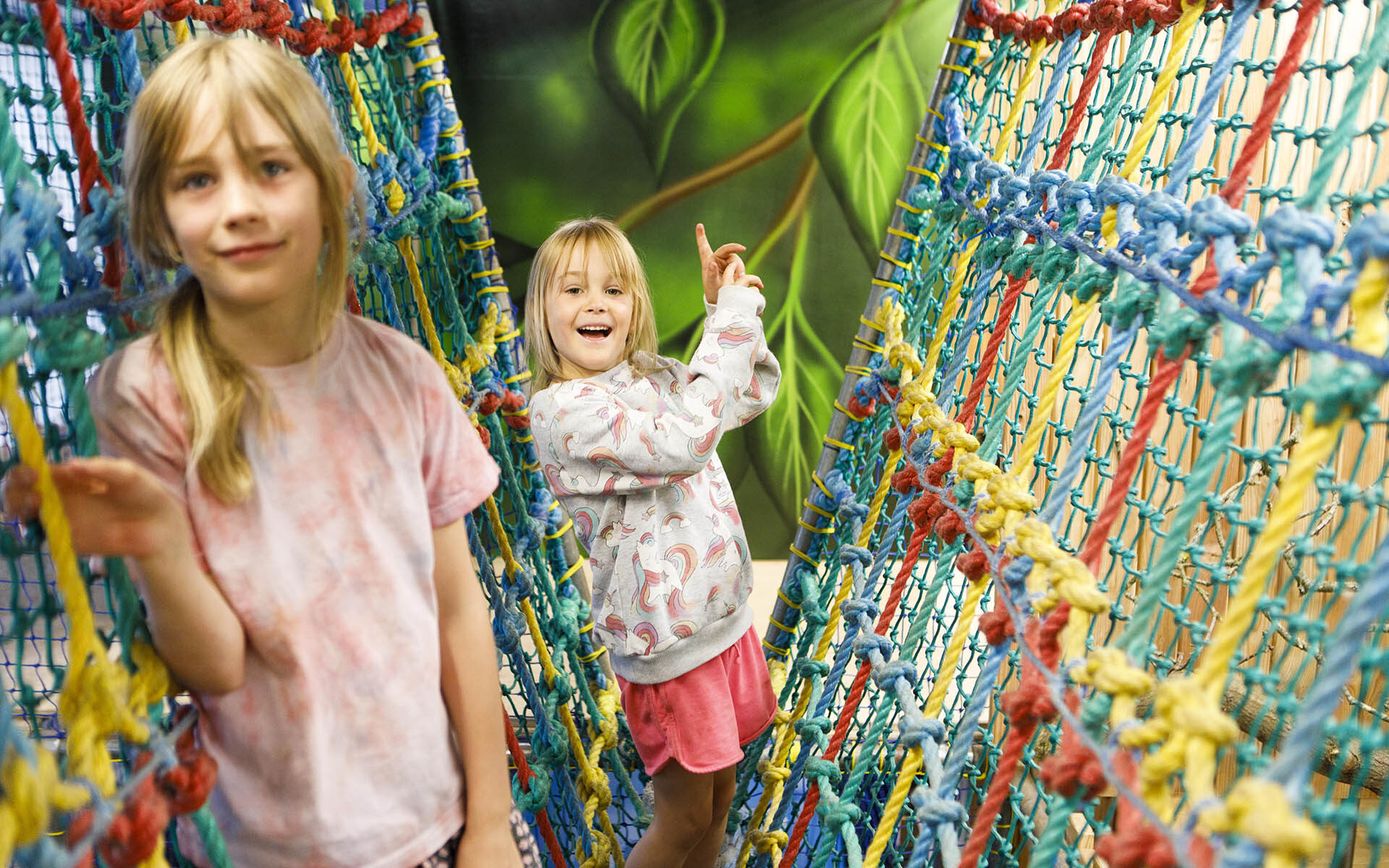 WiLD THiNGS Play Project: Indoor play doesn’t have to be plastic to be fun!